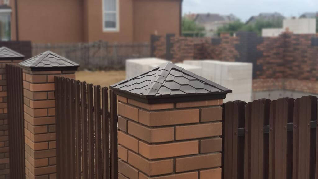 Колпак Zking Эверест Коричневый на столб 1.5х1.5 кирпича (390х390мм) в Феодосии фото